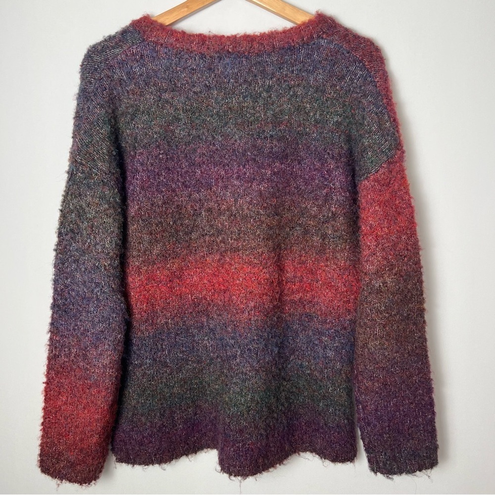 Natural Life Women’s Red Gradient Multicolor V Neck Sweater Size Small Cozy - Picture 5 of 9